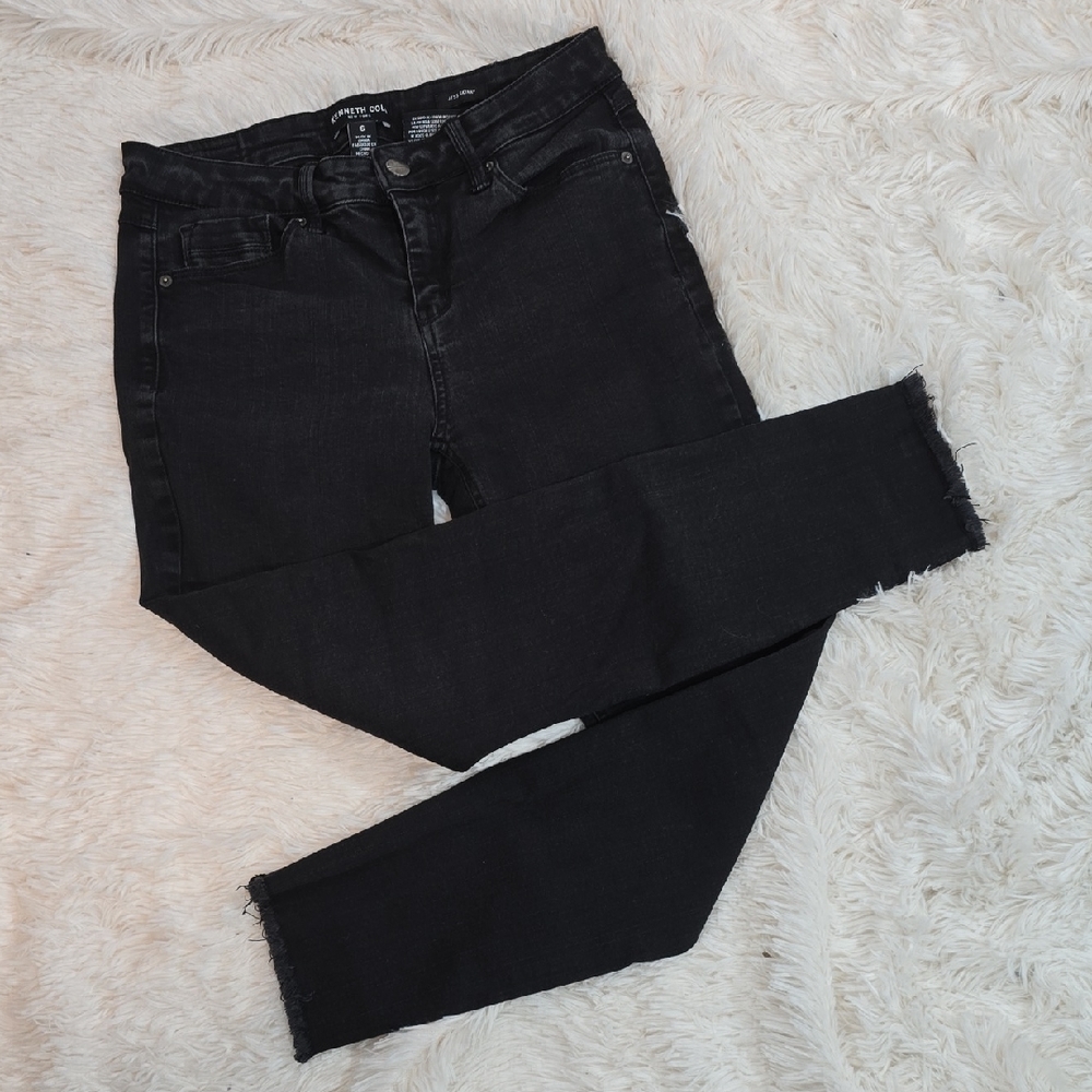 Kenneth Cole Women's Black "Jess" Skinny Jeans Cropped Size 6